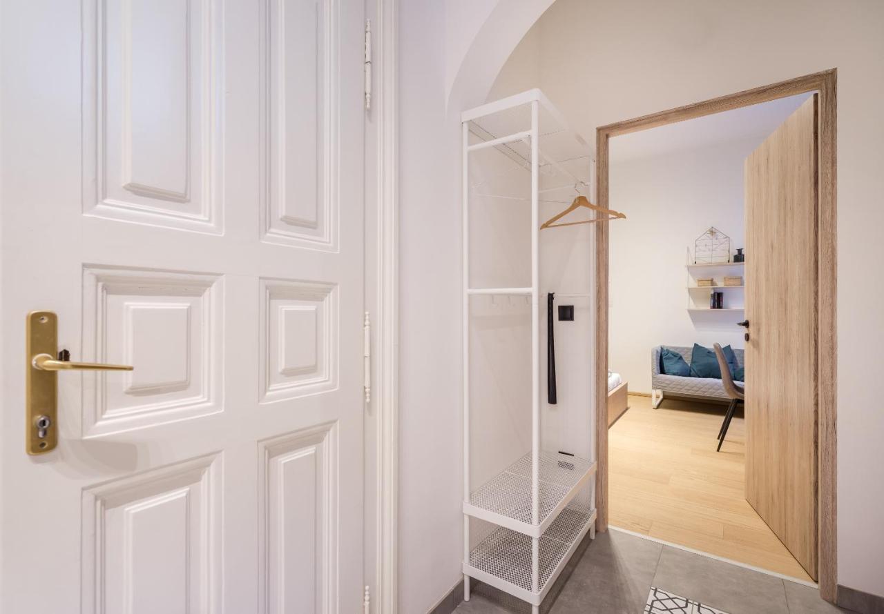 Apartment Downtown Budapest Ferenc 42 Buitenkant foto